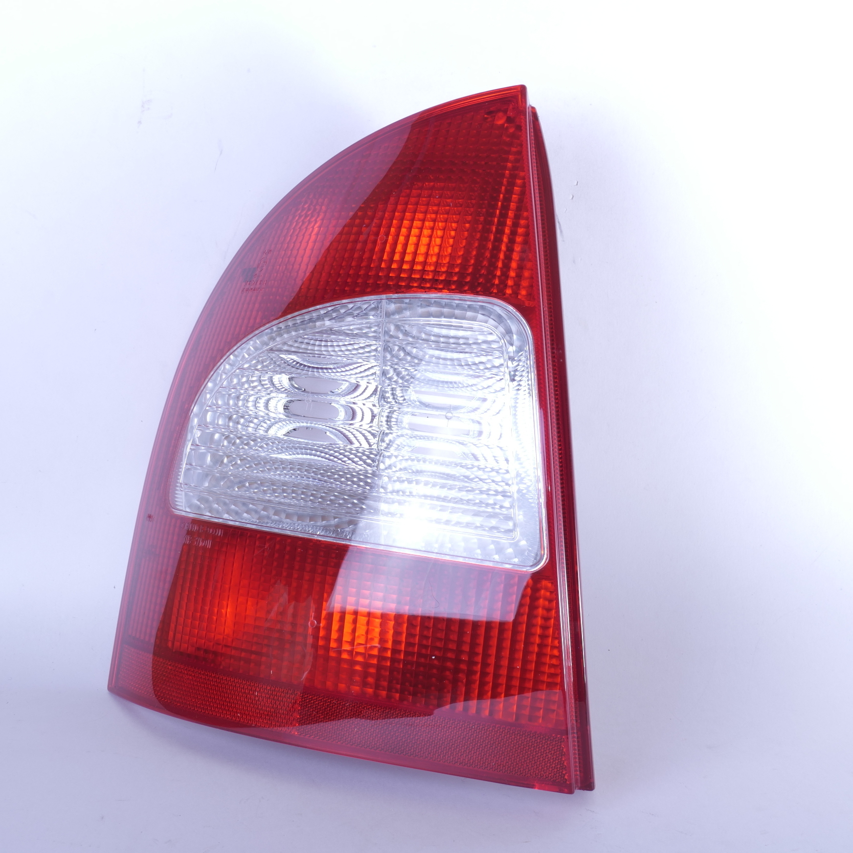 фонарь задний левый калина 2 универсал артикул. фонари задние 3716011-с. фонарь задний левый гранта 2194 универсал. фонарь задний 1119 левый калина хэтчбек. задний левый фонарь калина.